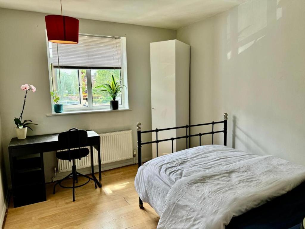 Whitechapel Lindley House R2 Hotel London Kültér fotó