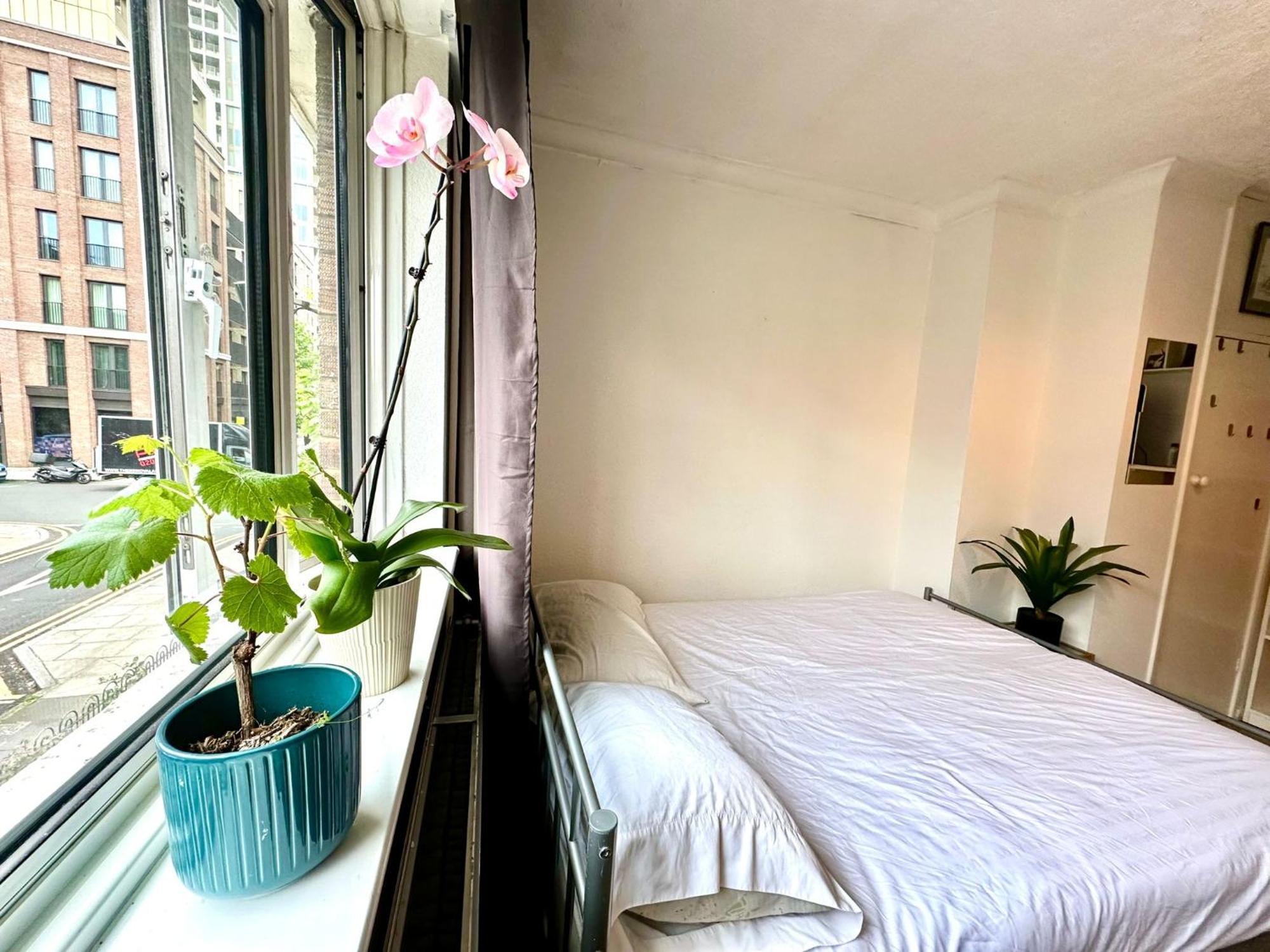 Whitechapel Lindley House R2 Hotel London Kültér fotó