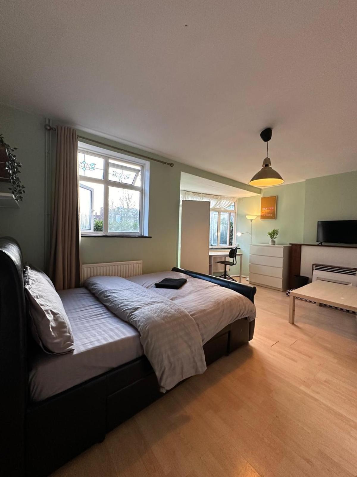 Whitechapel Lindley House R2 Hotel London Kültér fotó